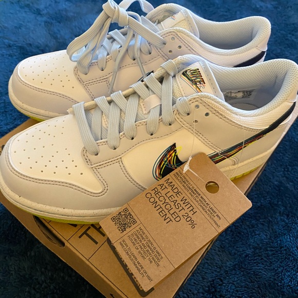 The Nike dunk low 3D swoosh Grey - Picture 4 of 6